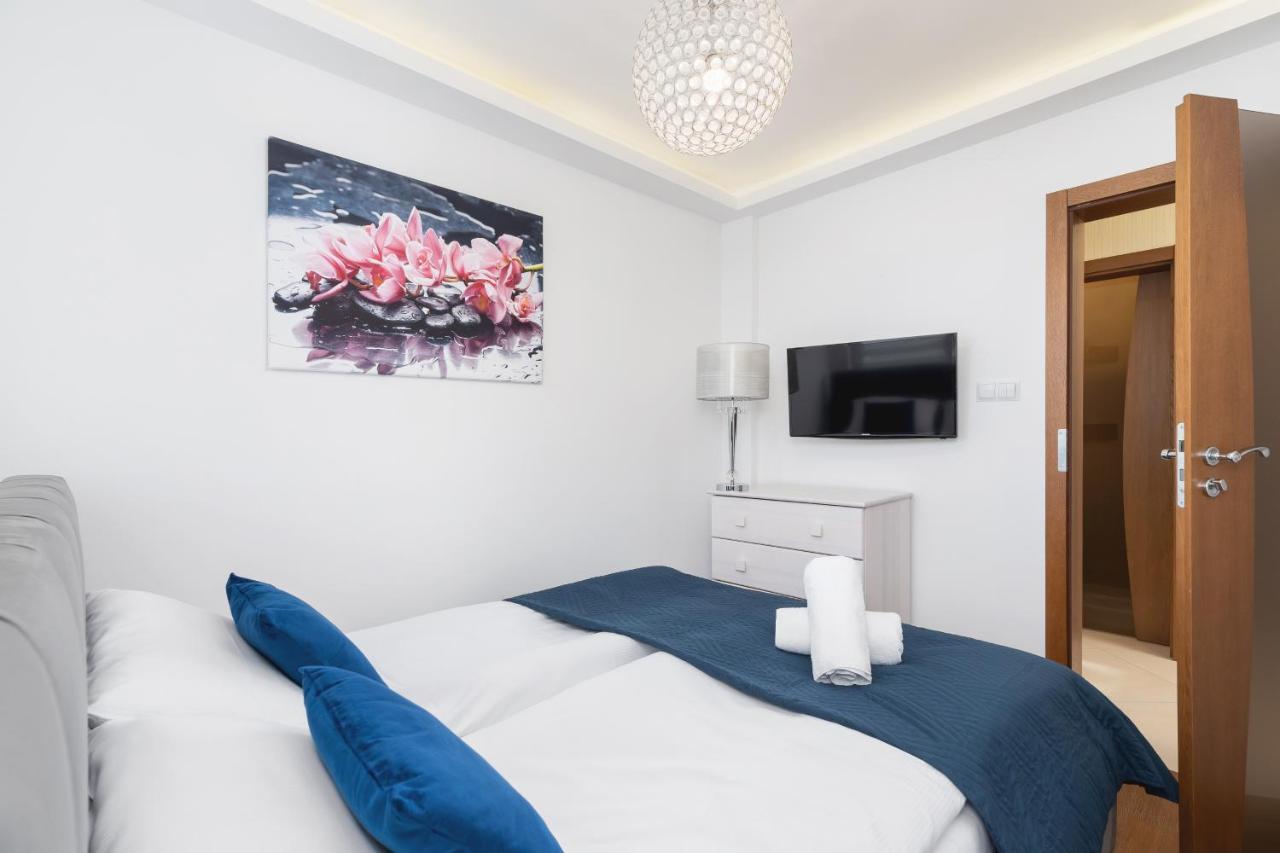 Mountain View Apartment Zborowskiego Krupowki By Noclegi Renters Zakopane Luaran gambar