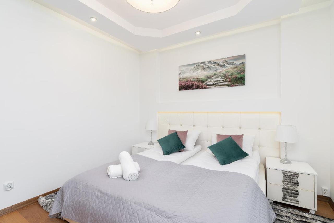 Mountain View Apartment Zborowskiego Krupowki By Noclegi Renters Zakopane Luaran gambar